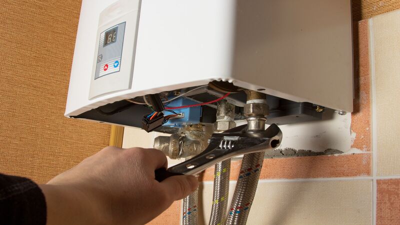 Embrace Efficiency: The Benefits of Tankless Water Heaters in Phoenix, AZ