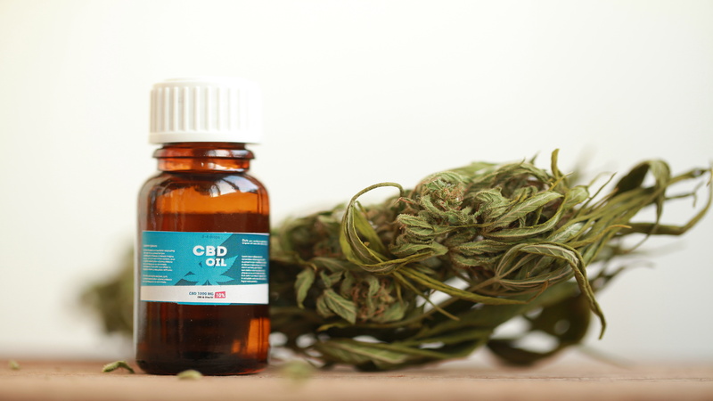Real Stories Show Why CBD Tinctures For Pain Are Changing the Way We Manage Discomfort
