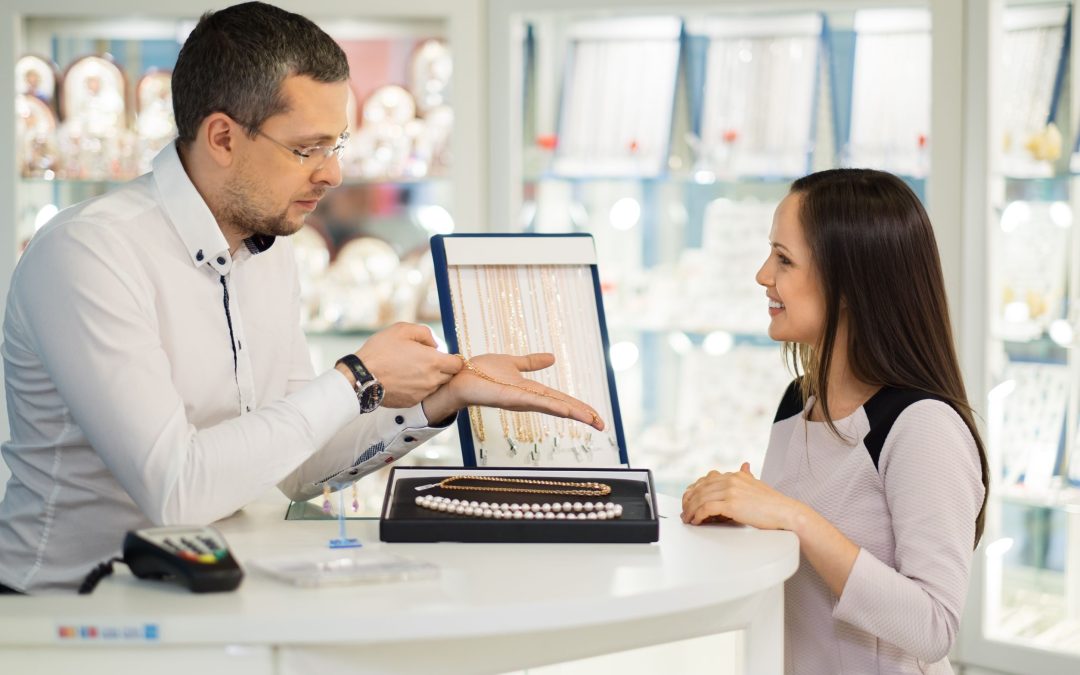 Secrets Behind Vintage Jewelry Piece Sellers Bethesda, MD Shoppers Should Know